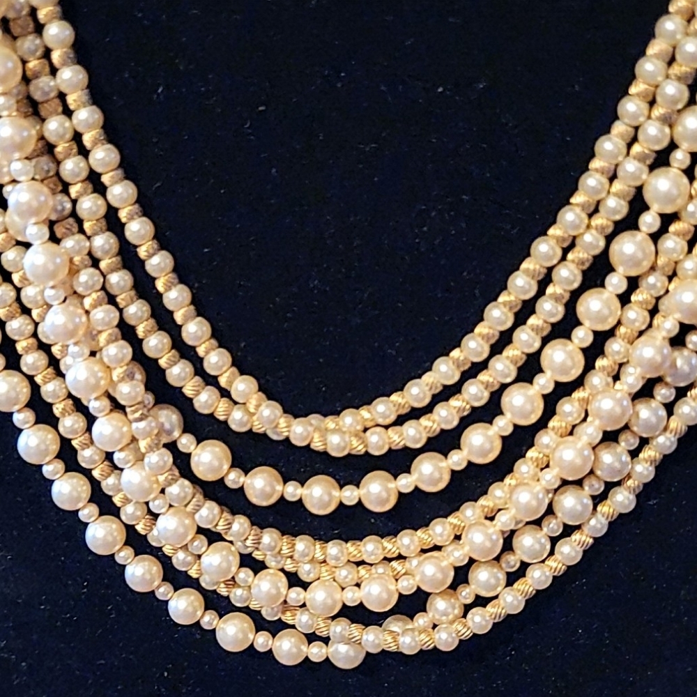 MARVELLA 8-STRAND PEARL & GOLD BEAD VINTAGE NECKLACE - Picture 3 of 10